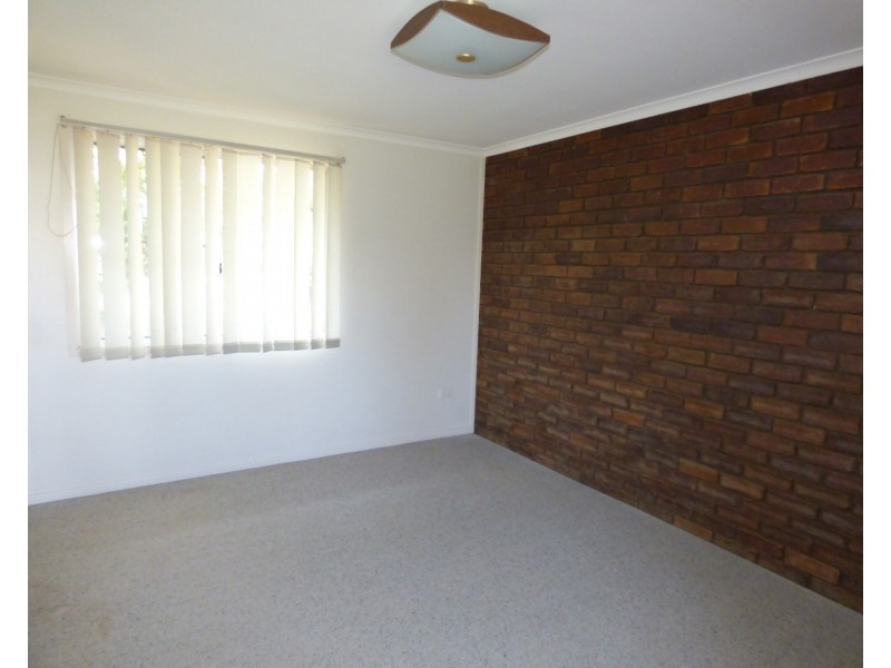 18 Andrew Street, St George QLD 4487