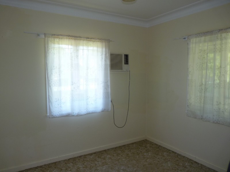 18 Howe Street, St George QLD 4487