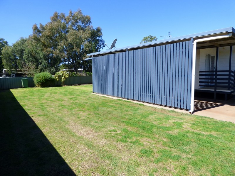 Unit 2, 25 Hutt Street, St George QLD 4487