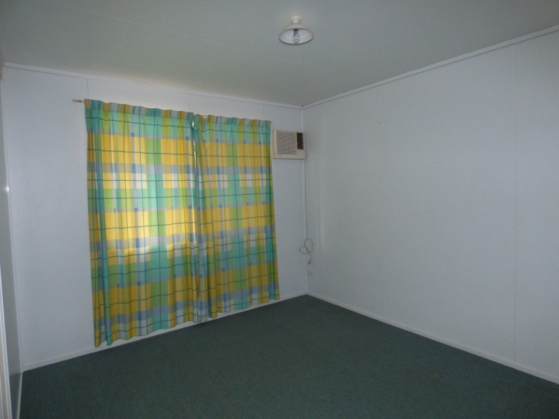 Unit 2, 25 Hutt Street, St George QLD 4487