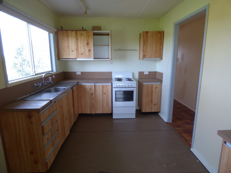 69 Railway Street, Dirranbandi QLD 4486