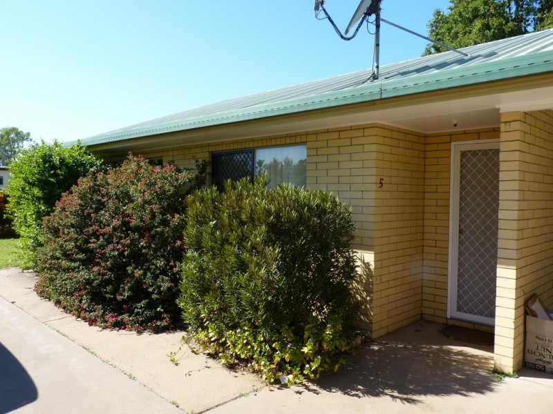 5/61 Scott Street, St George QLD 4487