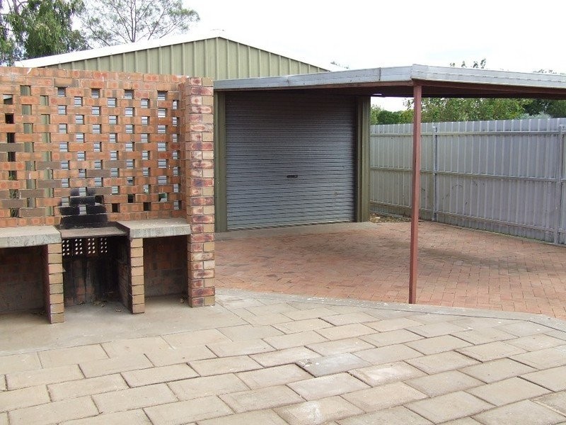 88 Scott Street, St George QLD 4487