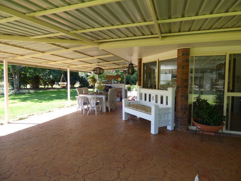 “Aqua Downs” Carnarvon Highway, St George QLD 4487