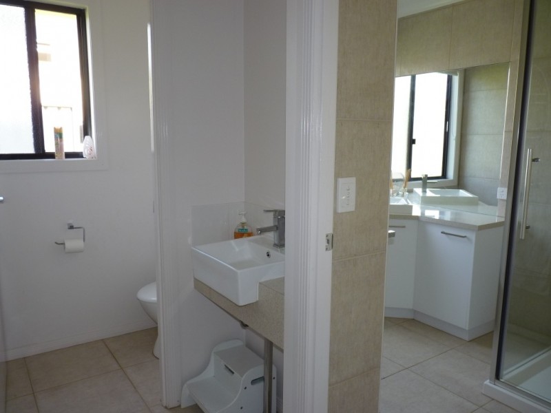 180 St Georges Terrace, St George QLD 4487