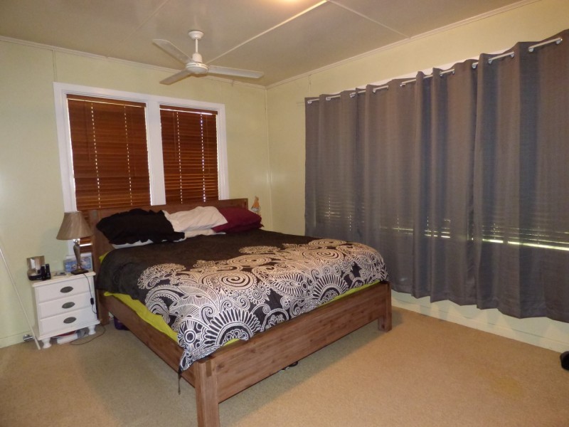 55 Grey Street, St George QLD 4487