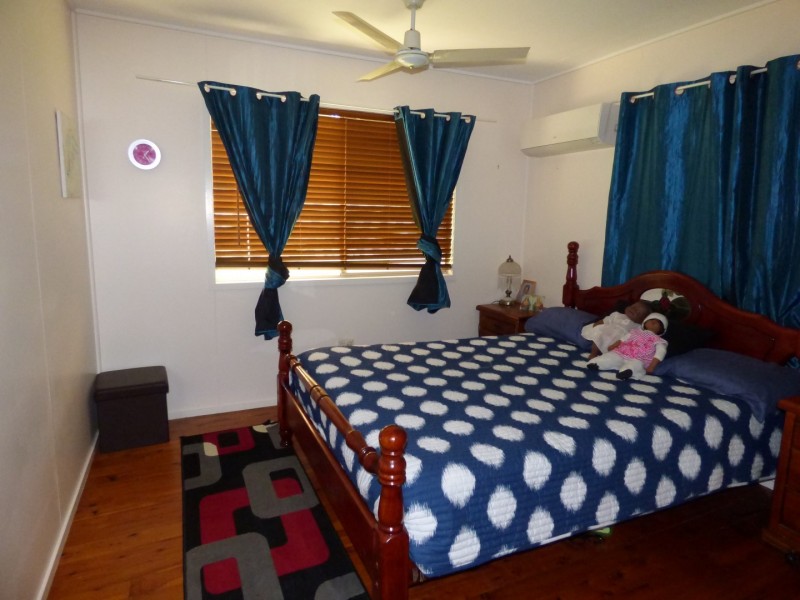 55 Grey Street, St George QLD 4487