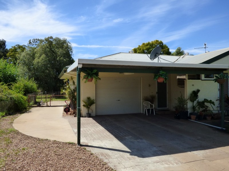 55 Grey Street, St George QLD 4487