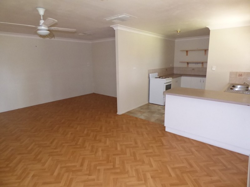 86 Barlee Street, St George QLD 4487