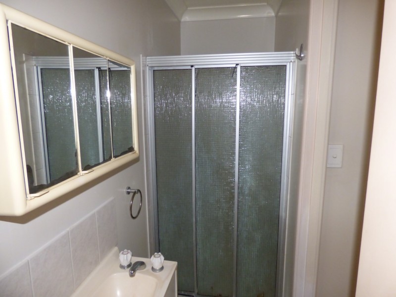 86 Barlee Street, St George QLD 4487