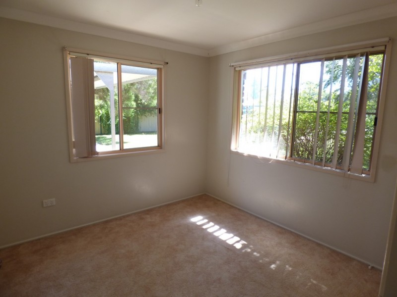 86 Barlee Street, St George QLD 4487