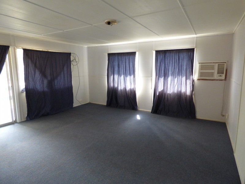 10 Alfred Street, St George QLD 4487