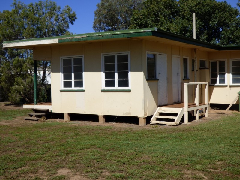 Unit 1, 171 Victoria Street, St George QLD 4487