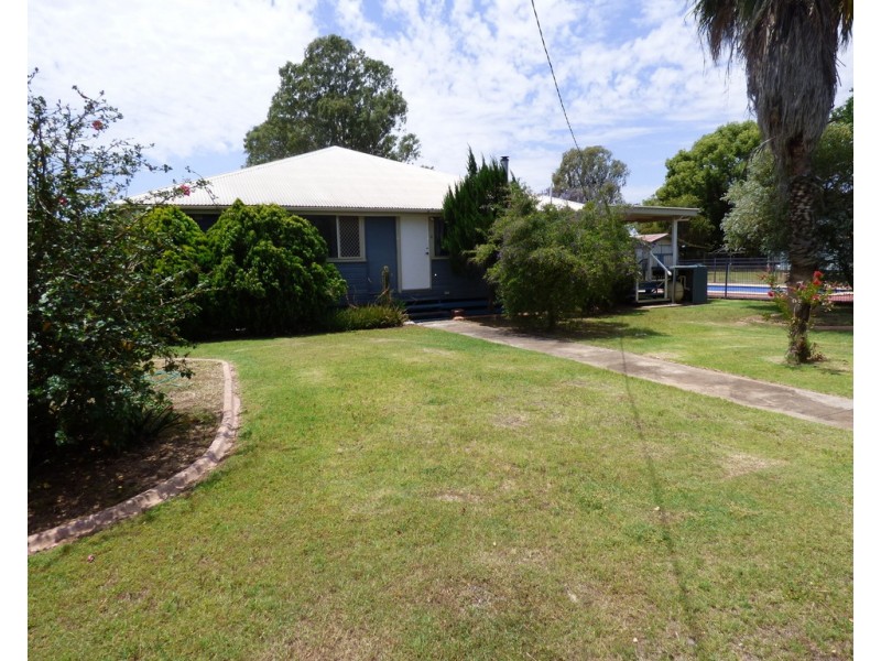 43 BARLEE STREET, St George QLD 4487