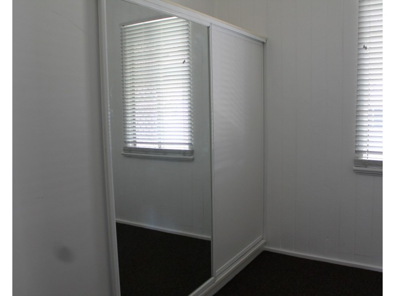 43 BARLEE STREET, St George QLD 4487