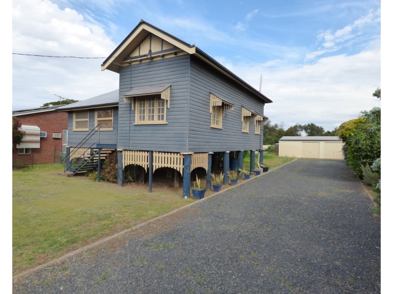 82 Alfred Street, St George QLD 4487