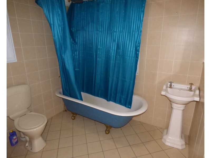 82 Alfred Street, St George QLD 4487