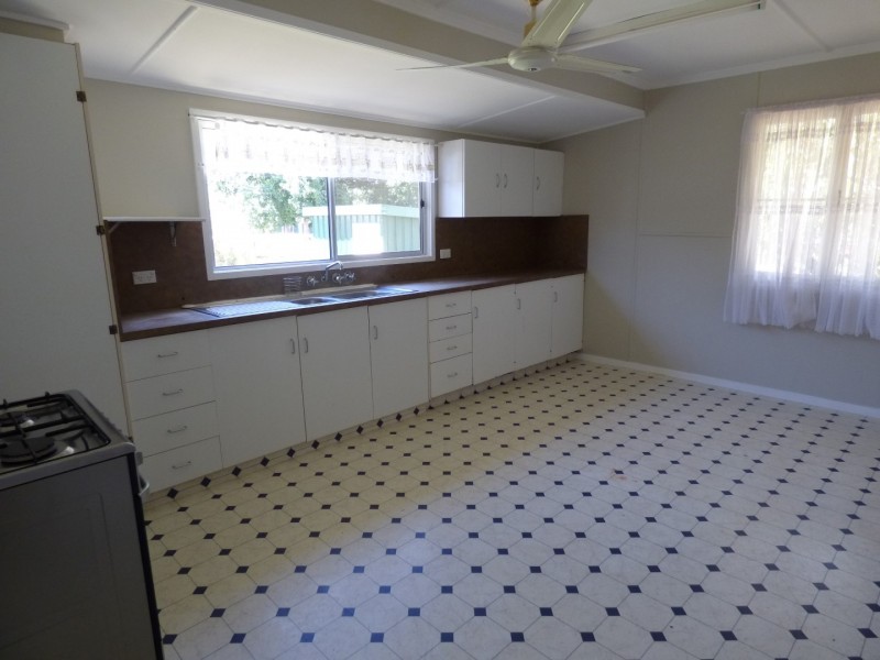 47 Murchison Street, St George QLD 4487