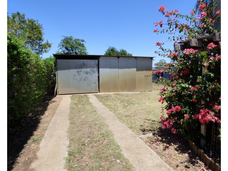 50 Church Street, St George QLD 4487