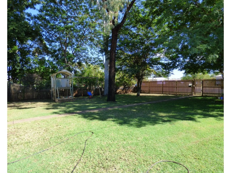 74 Alfred Street, St George QLD 4487