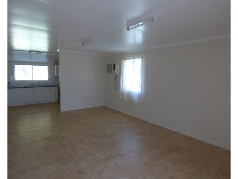 25 Kenny Lane, St George QLD 4487