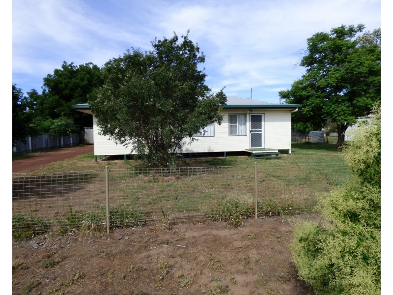 25 Kenny Lane, St George QLD 4487