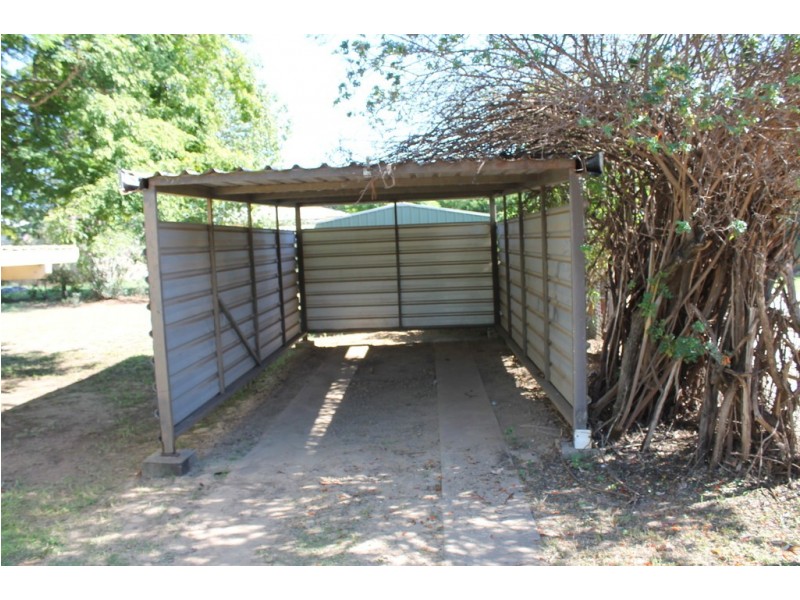 11 Margaret Street, St George QLD 4487