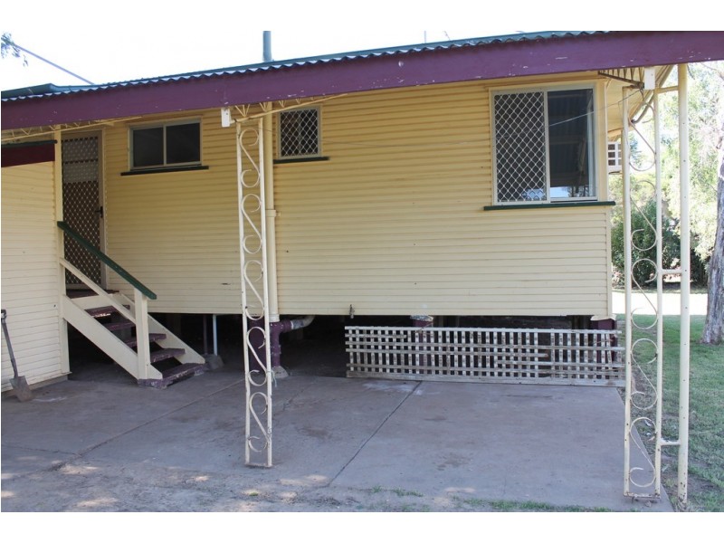 11 Margaret Street, St George QLD 4487