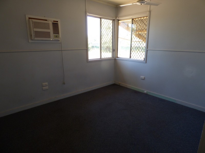 11 Margaret Street, St George QLD 4487