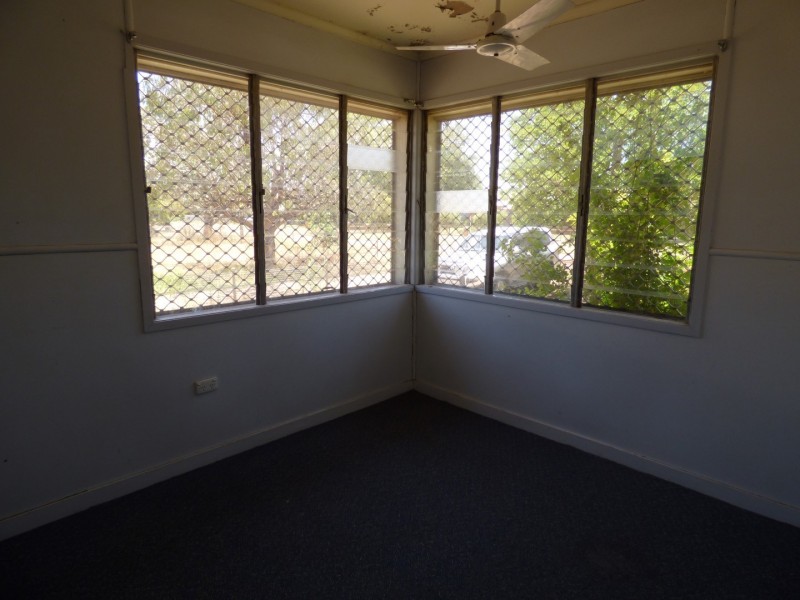 11 Margaret Street, St George QLD 4487