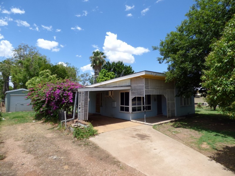 31 Church Street, St George QLD 4487