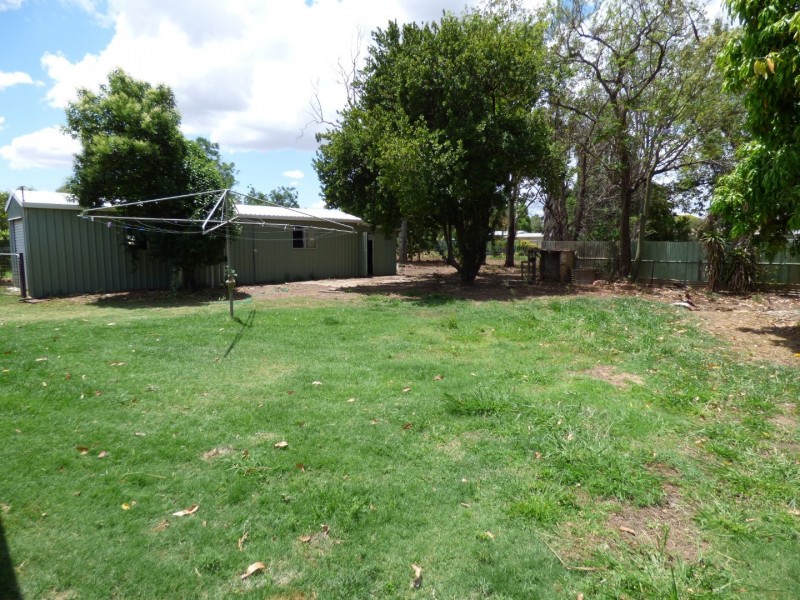 31 Church Street, St George QLD 4487