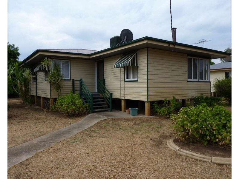 15 Margaret Street, St George QLD 4487