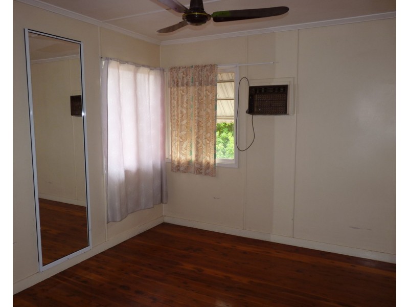 15 Margaret Street, St George QLD 4487