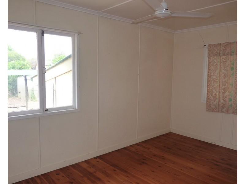 15 Margaret Street, St George QLD 4487