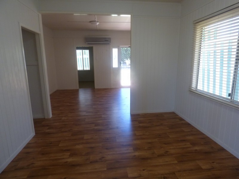 24 Andrew St, St George QLD 4487