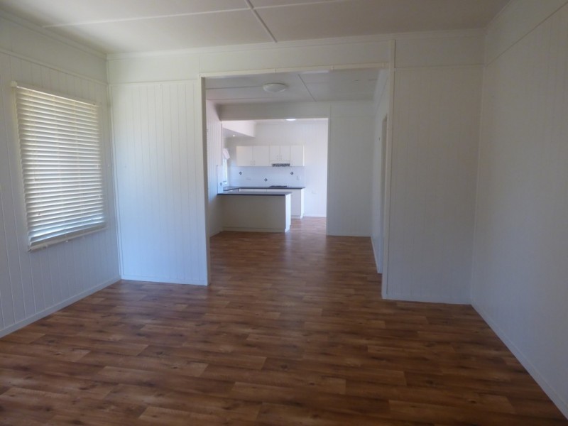 24 Andrew St, St George QLD 4487