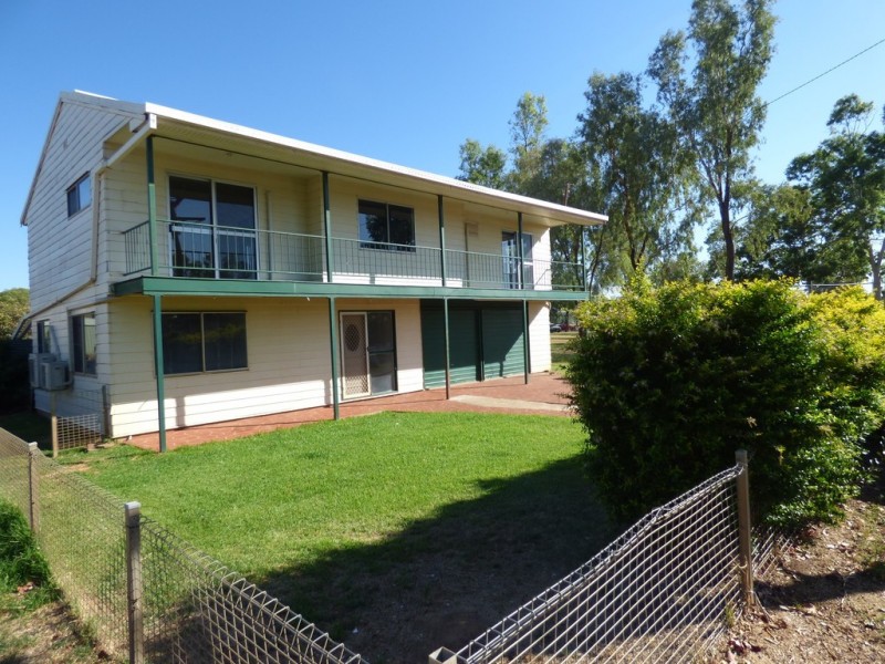 1 Alfred Street, St George QLD 4487