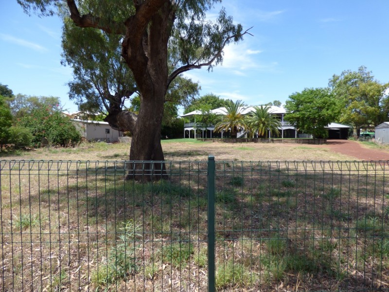 188 St Georges Terrace, St George QLD 4487