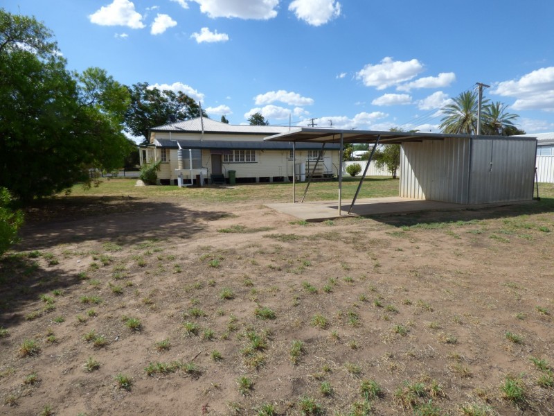 80 Victoria Street, St George QLD 4487