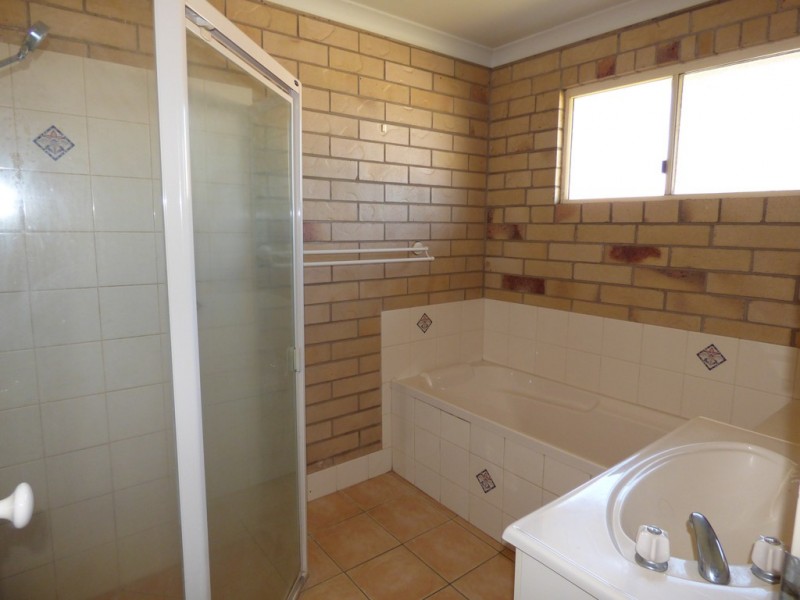 67A Church Street, St George QLD 4487