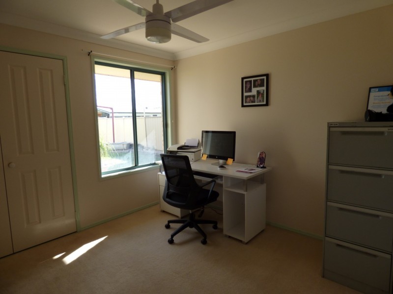 10 TAYLOR STREET, St George QLD 4487