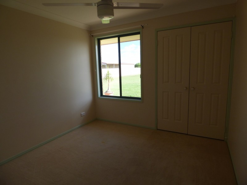 10 TAYLOR STREET, St George QLD 4487