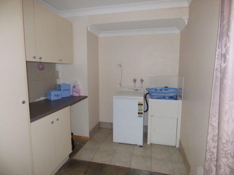 10 TAYLOR STREET, St George QLD 4487