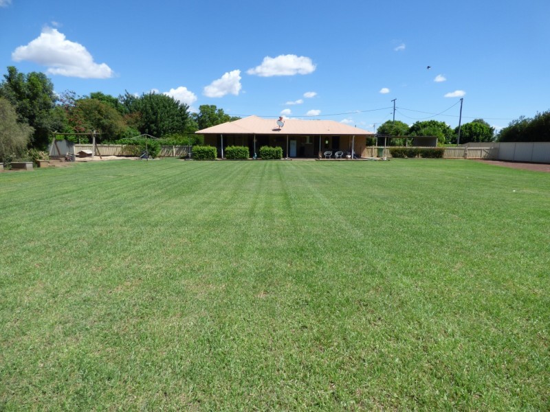 9-11 TURVEY COURT, St George QLD 4487