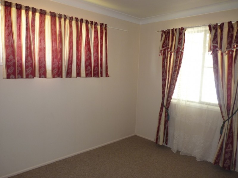 6 CHURCH STREET, St George QLD 4487