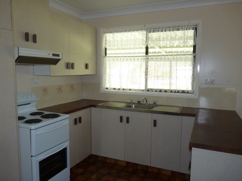 6 CHURCH STREET, St George QLD 4487