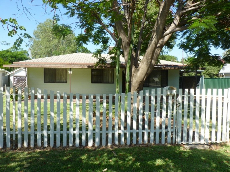 6 CHURCH STREET, St George QLD 4487