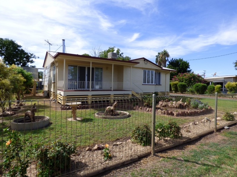 29 Church Street, St George QLD 4487