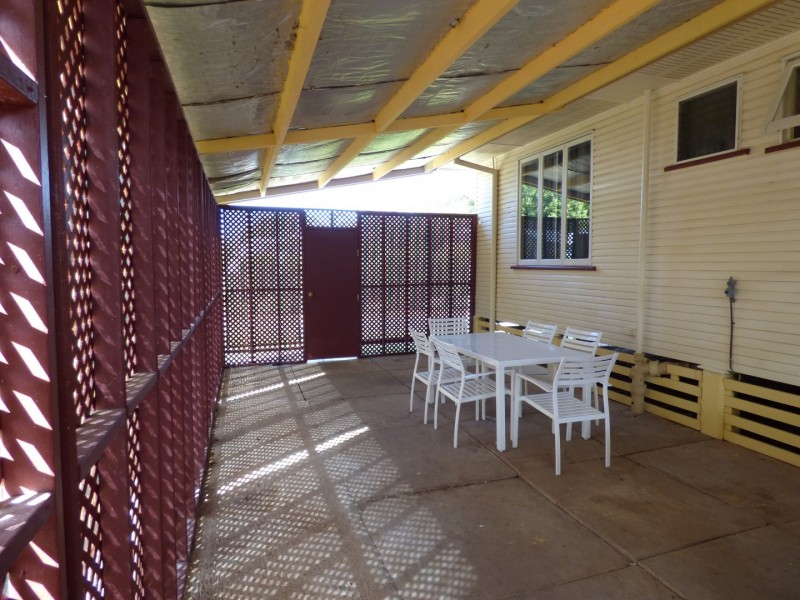 29 Church Street, St George QLD 4487